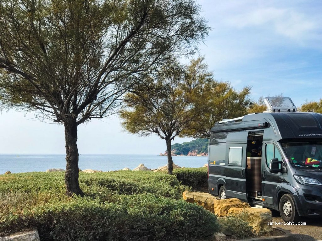 (83110) Sanary-sur-Mer - Rond-point Jerzy Popiéluszko — foto