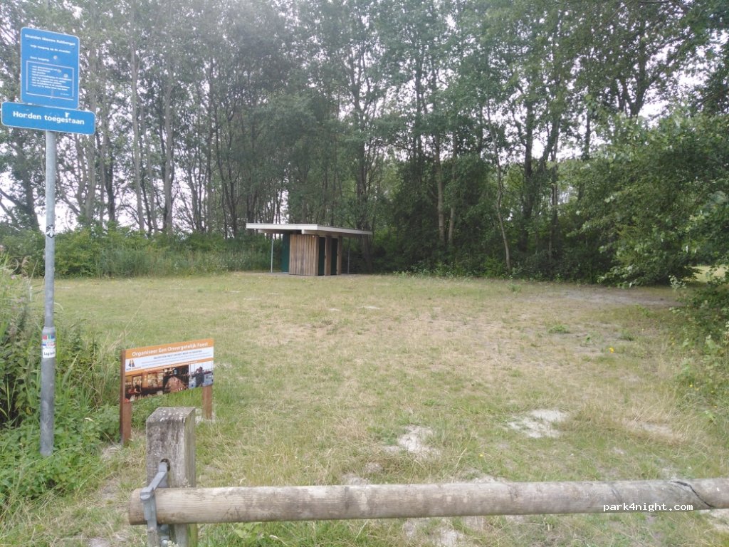 (9976 VS) Lauwersoog - 11 Strandweg — foto