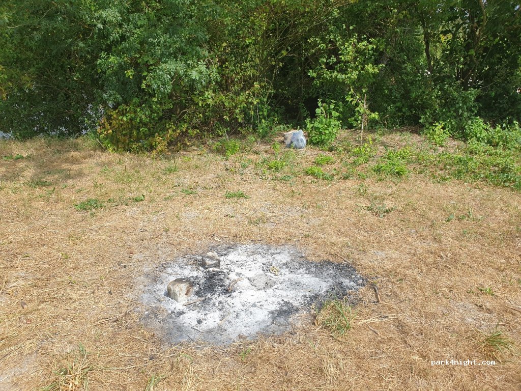 (17800) Brives-sur-Charente - Unnamed Road — foto 3