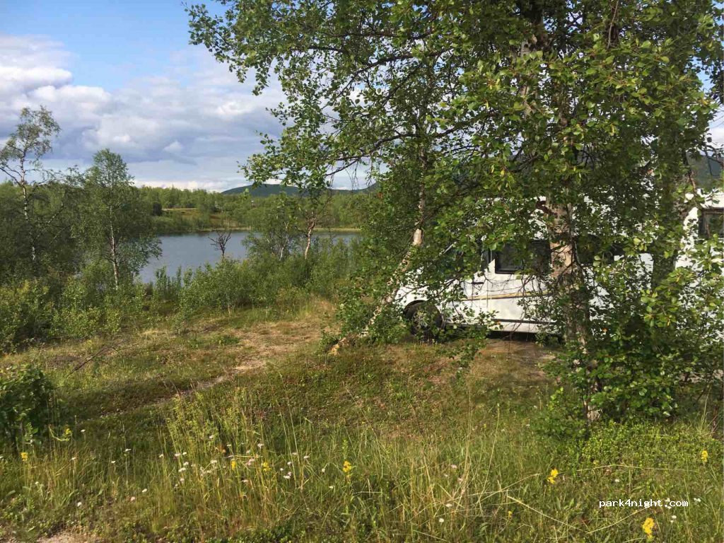 (980 14) Övre Soppero - Europaväg 45 — foto