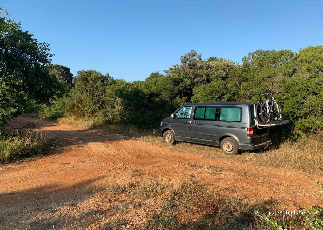 (52212) Peroj - Unnamed Road — foto principale