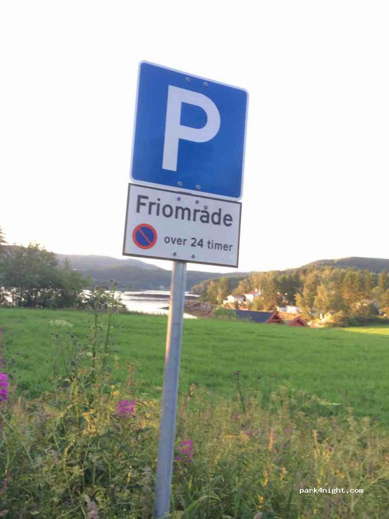 (7632) Åsenfjord - 57 Langøyvegen — foto