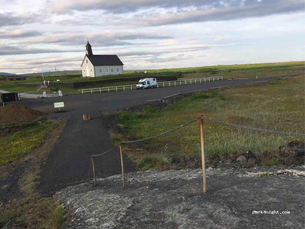 () Strandakirkja - Unnamed Road — foto 3