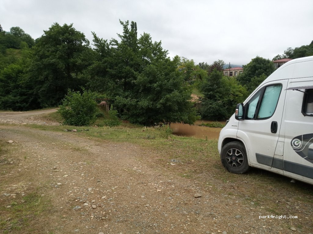 () Lichi - Unnamed road — foto 2