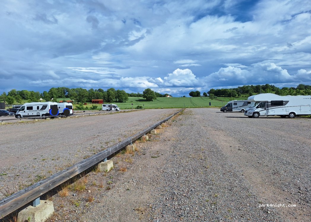 (590 77) Vreta Kloster - 4B Stjärnorpsvägen — foto 3