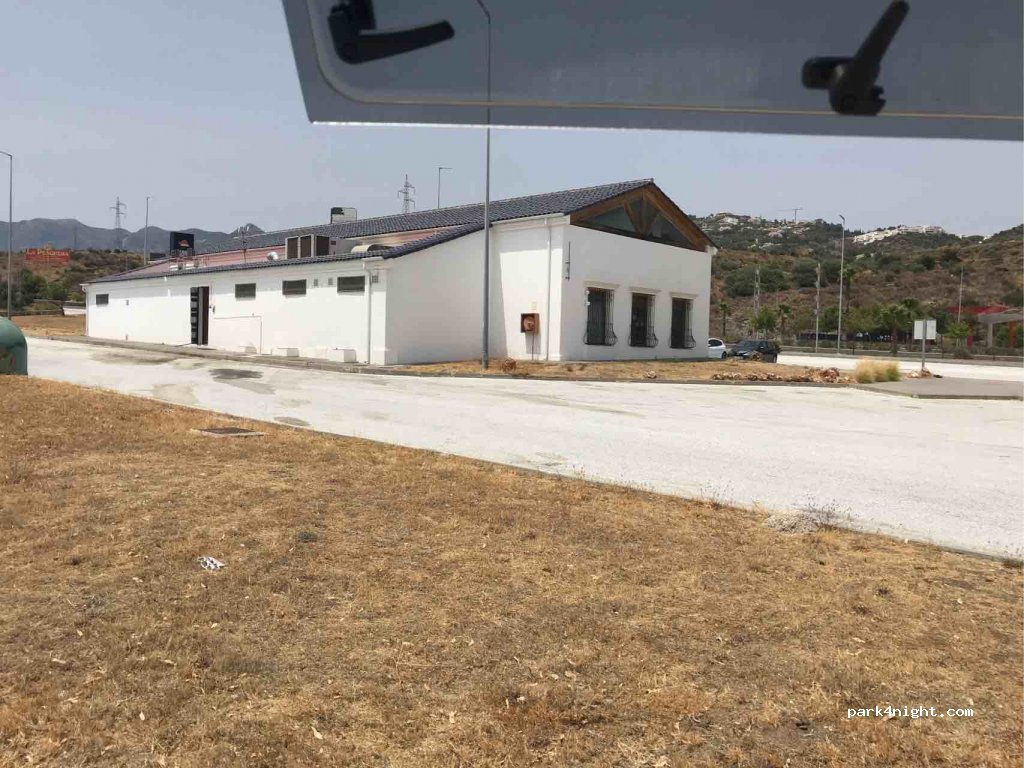 (29603) Marbella - Autopista del Mediterráneo — foto 3
