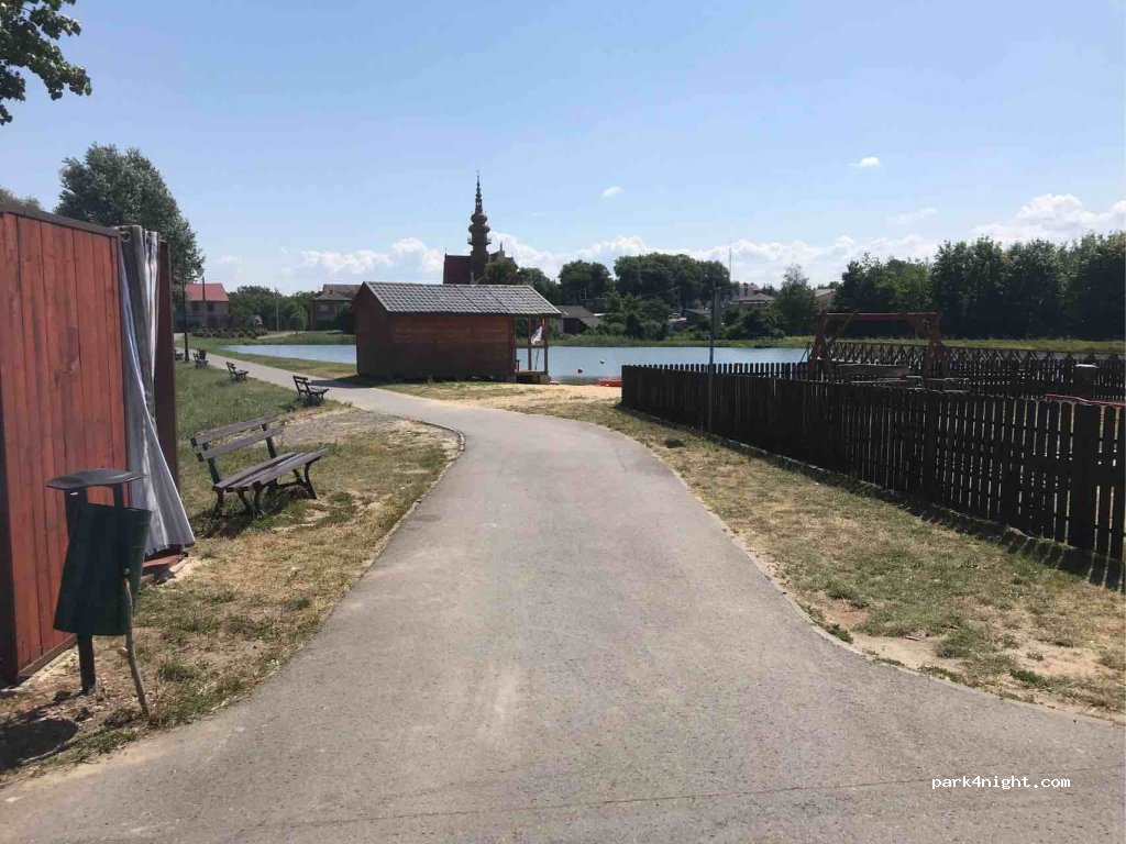 (27-660) Koprzywnica - 10 Floriańska — foto 2