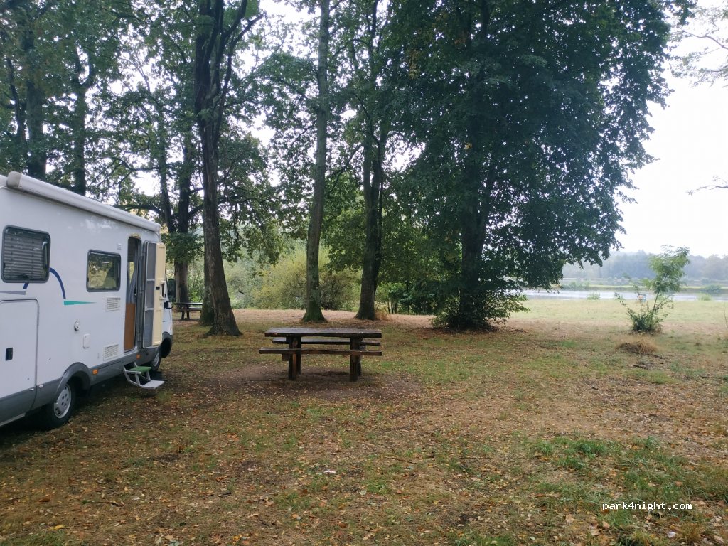 (49390) La Breille-les-Pins - Chemin du Plan d'Eau — foto 2