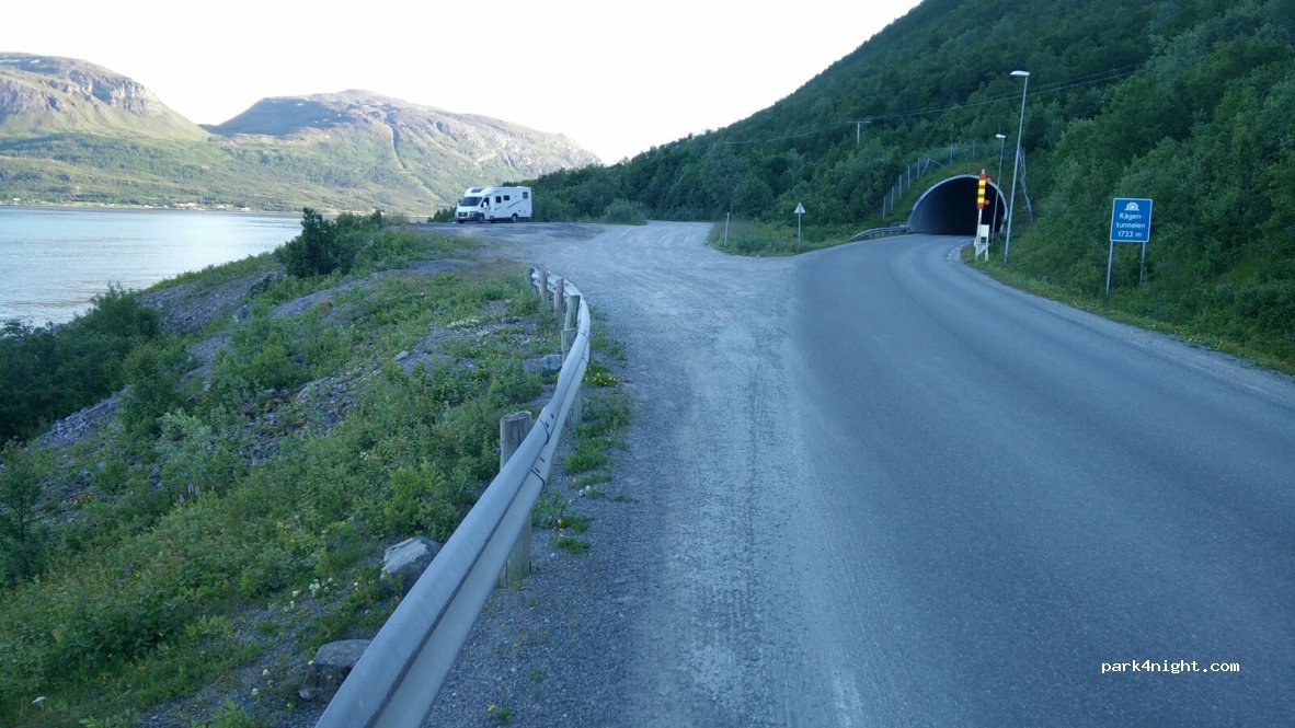 (9180) Skjervøy - Primær Fylkesveg 866 — foto