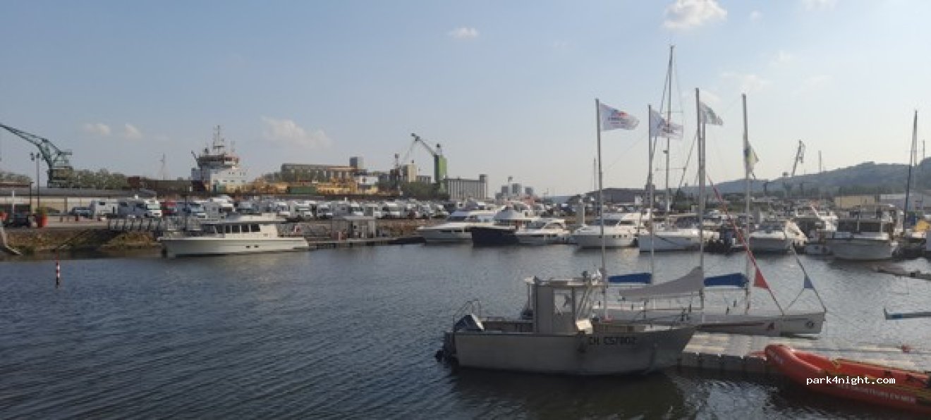 Au Port de Plaisance de Rouen — foto