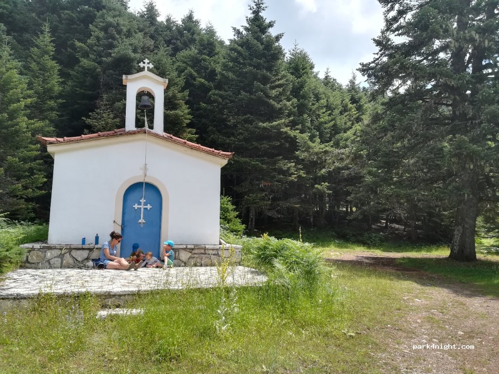 (320 04) Arachova - Unnamed Road — foto 3