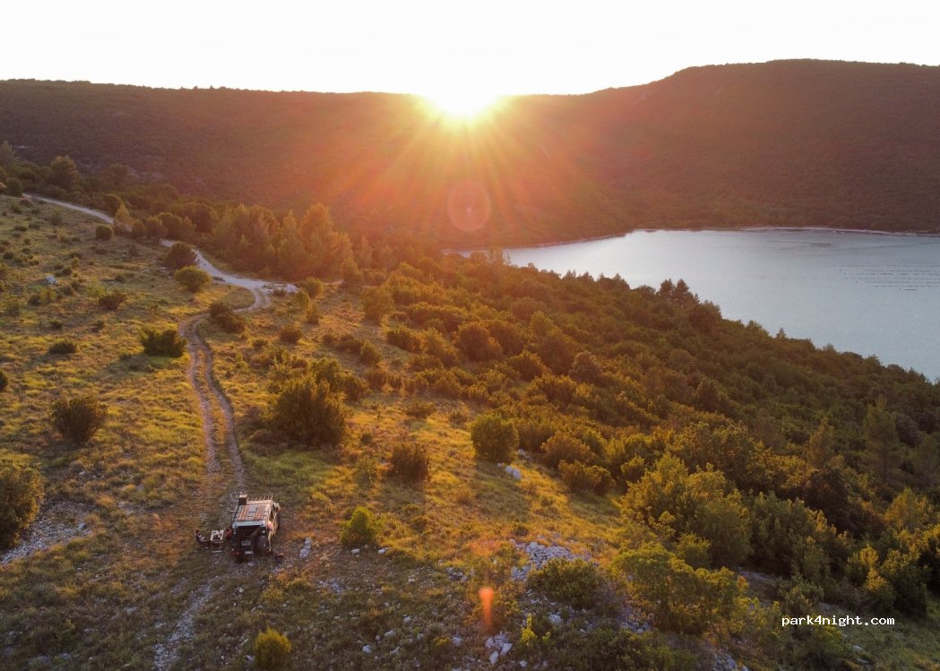 (52207) Rebići - Unnamed Road — foto 2