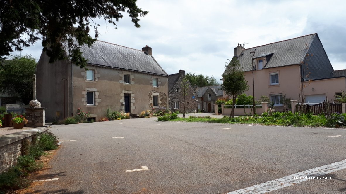 (56460) La Chapelle-Caro - 9 Rue de la Libération / D166 — foto 2