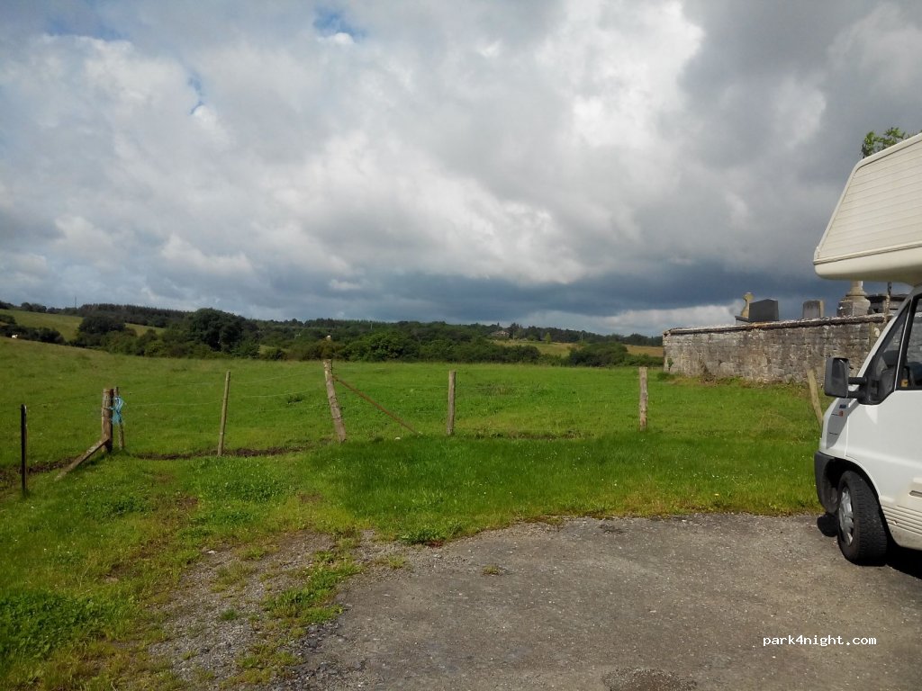 (5563) Houyet - 5563 Rue de la Libération — foto