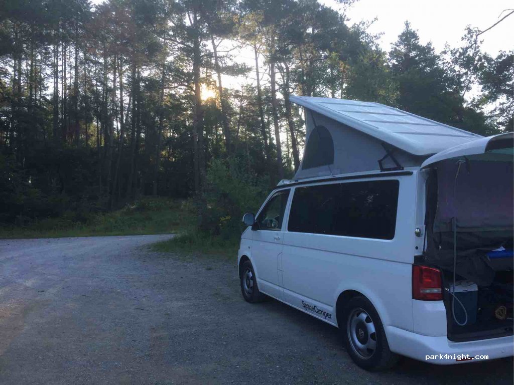 (35745) Herborn - 47 Waldstraße — foto