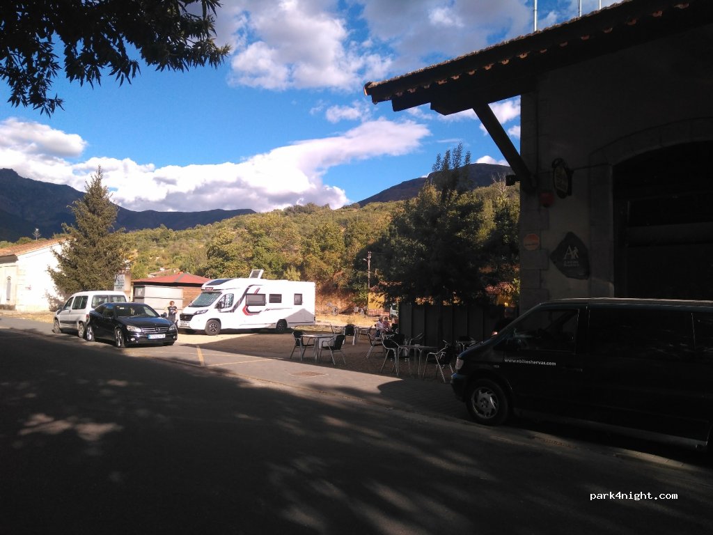 (10700) Hervás - 8 Calle la Vía — foto 2