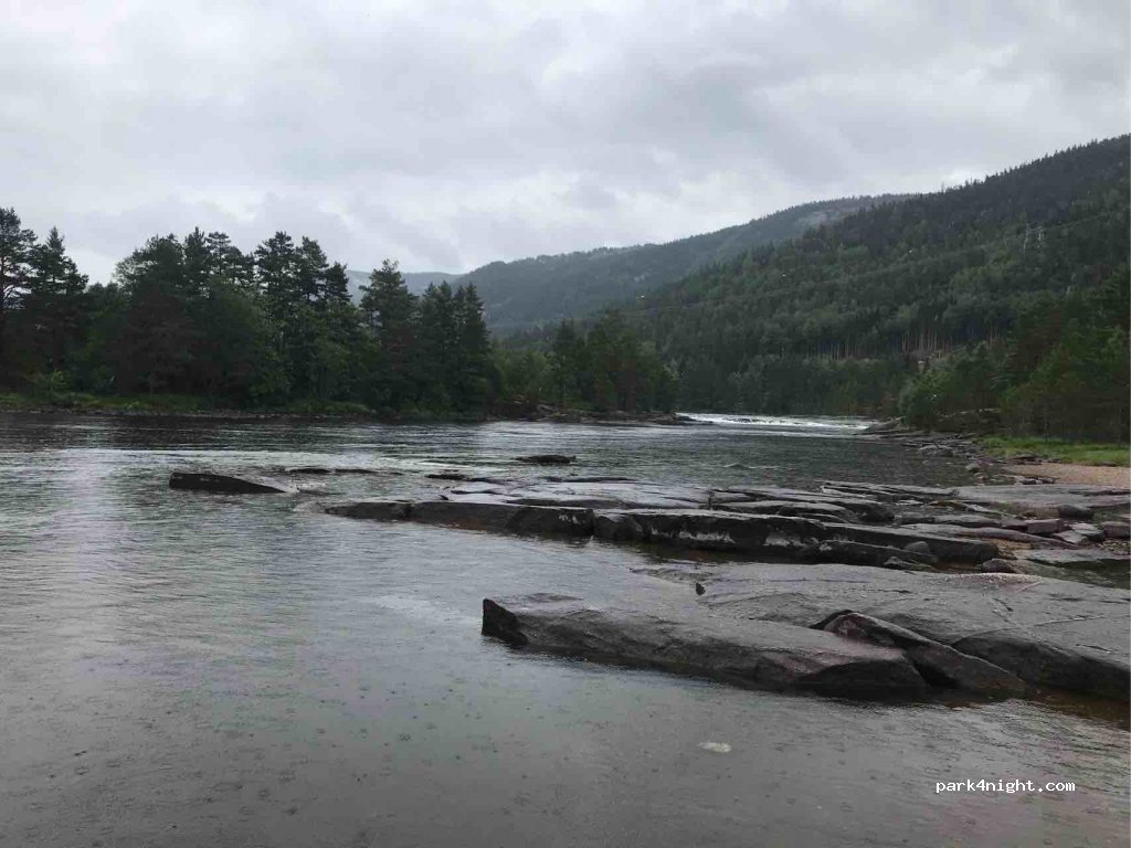 (5583) Vikedal - Unnamed Road — foto