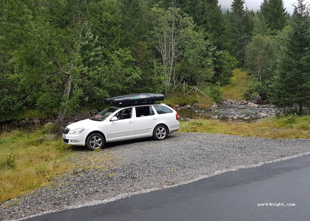 (6391) Tresfjord - Unnamed Road — foto