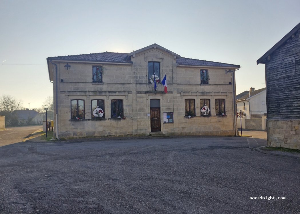 (52290) Humbécourt - 5 Rue de l'Église — foto 3