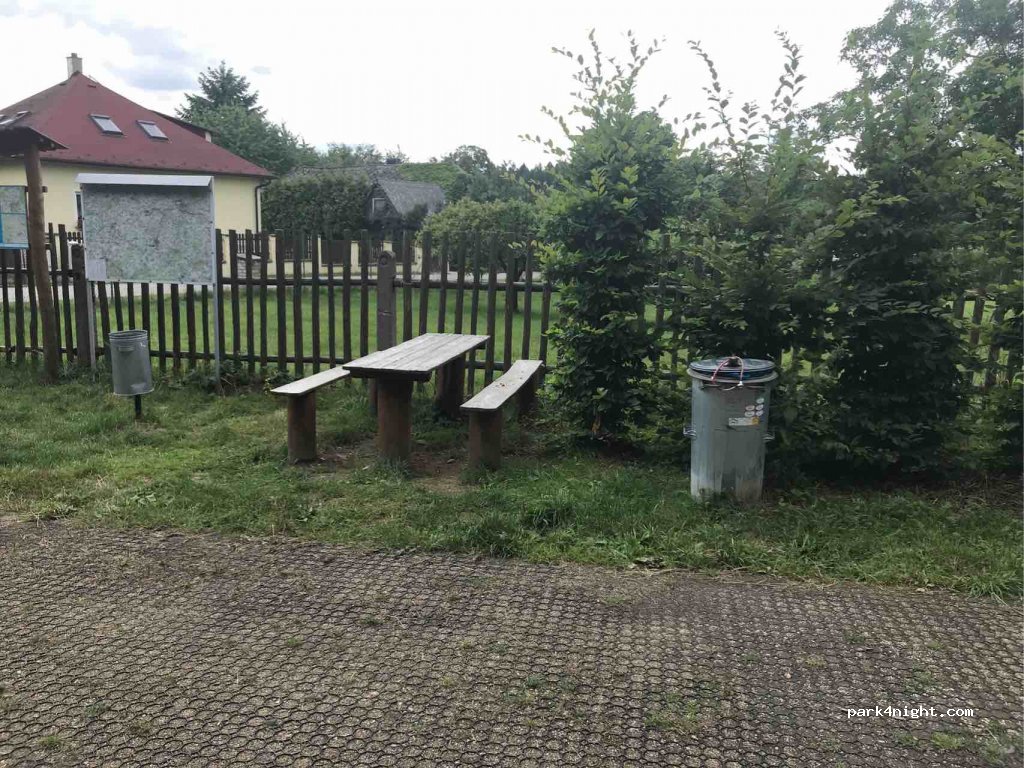 (396 01) Humpolec - Unnamed road — foto