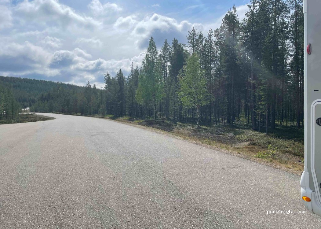 (99800) Inari - 2626 Rajajoosepintie — foto 4