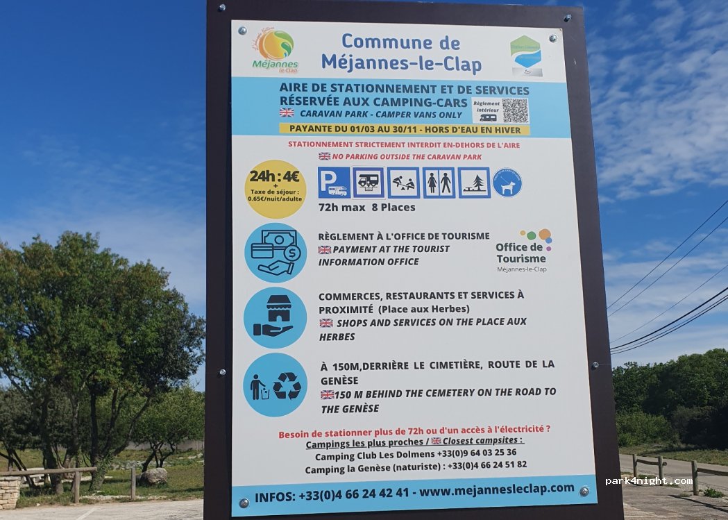 (30430) Méjannes-le-Clap - Parking de la mairie — foto 3