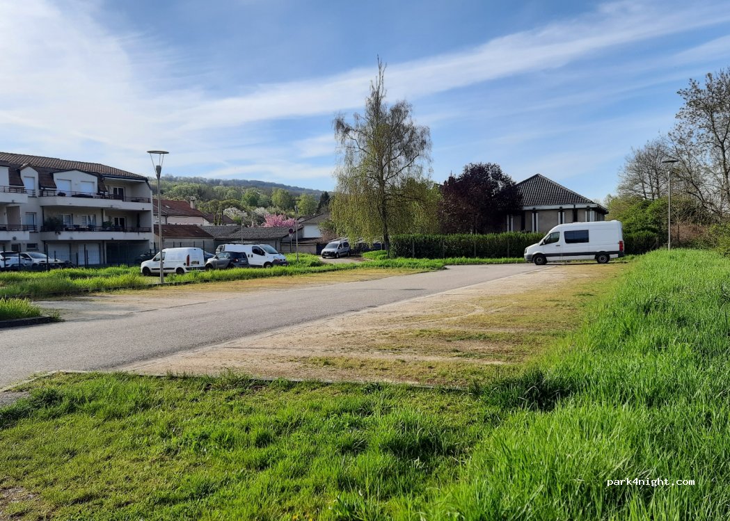 (57680) Corny-sur-Moselle - 32 Rue de la Moselle — foto 2
