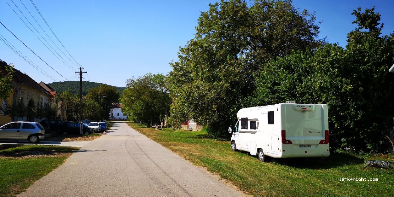 () Odvoș - Unnamed Road — foto 3