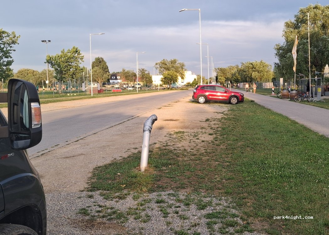 (7100) Neusiedl am See - 72 Seestraße — foto 2