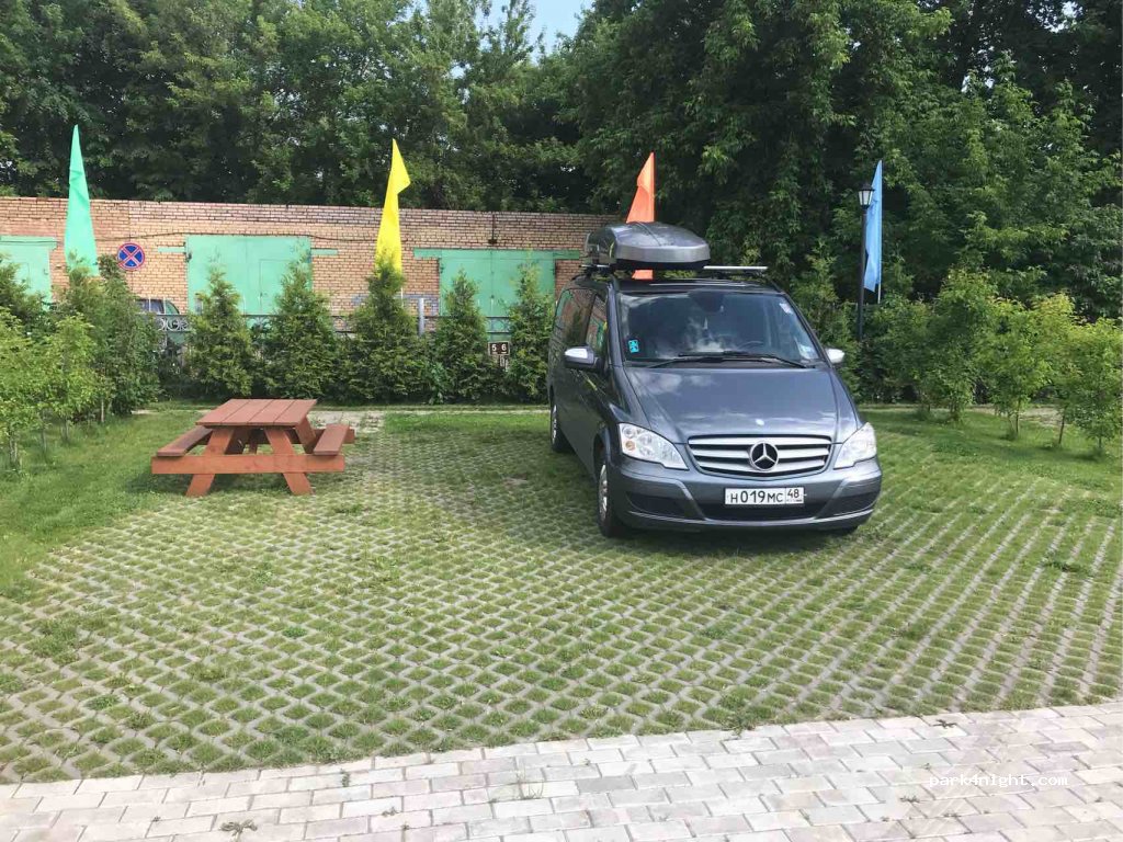 U Kremlya — foto