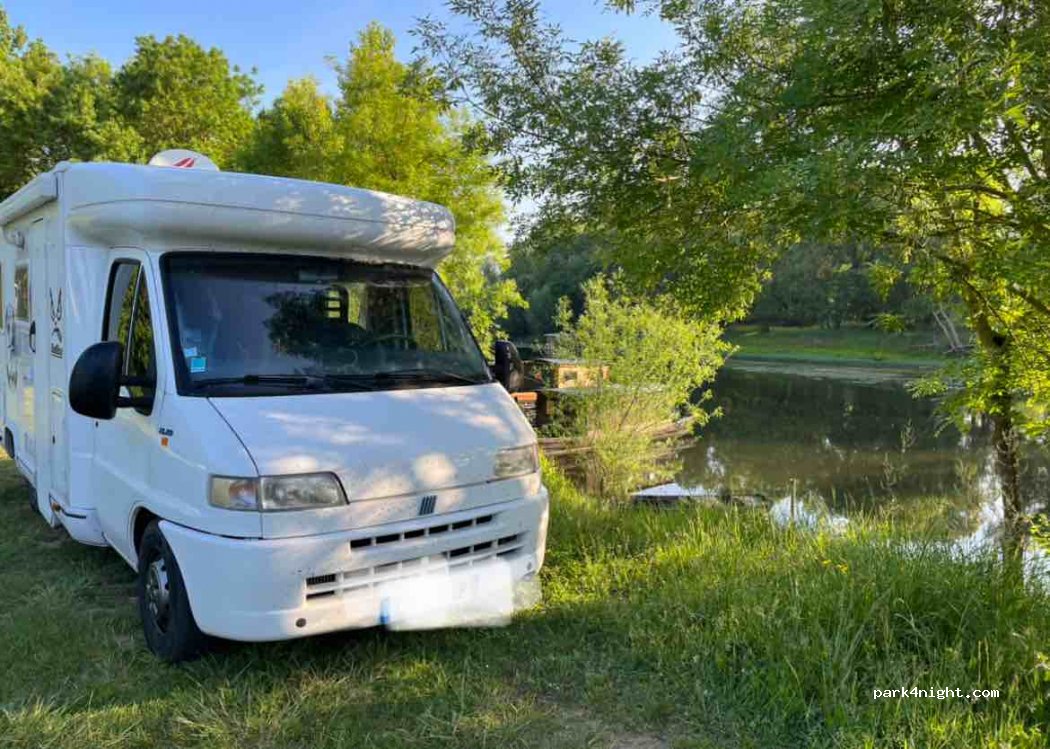 (49400) Saumur - Route de Gennes — foto 3