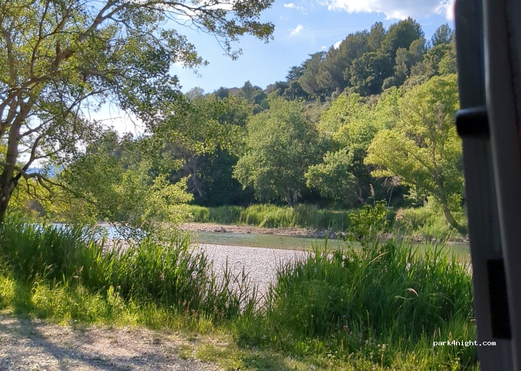 (04800) Gréoux-les-Bains - 7132 Chemin de la Barque — foto 3