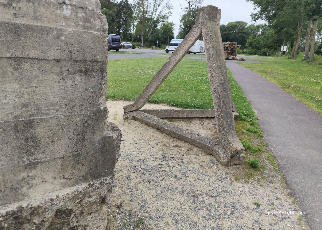 (14710) Colleville-sur-Mer - 2064 Route d'Omaha Beach — foto 4