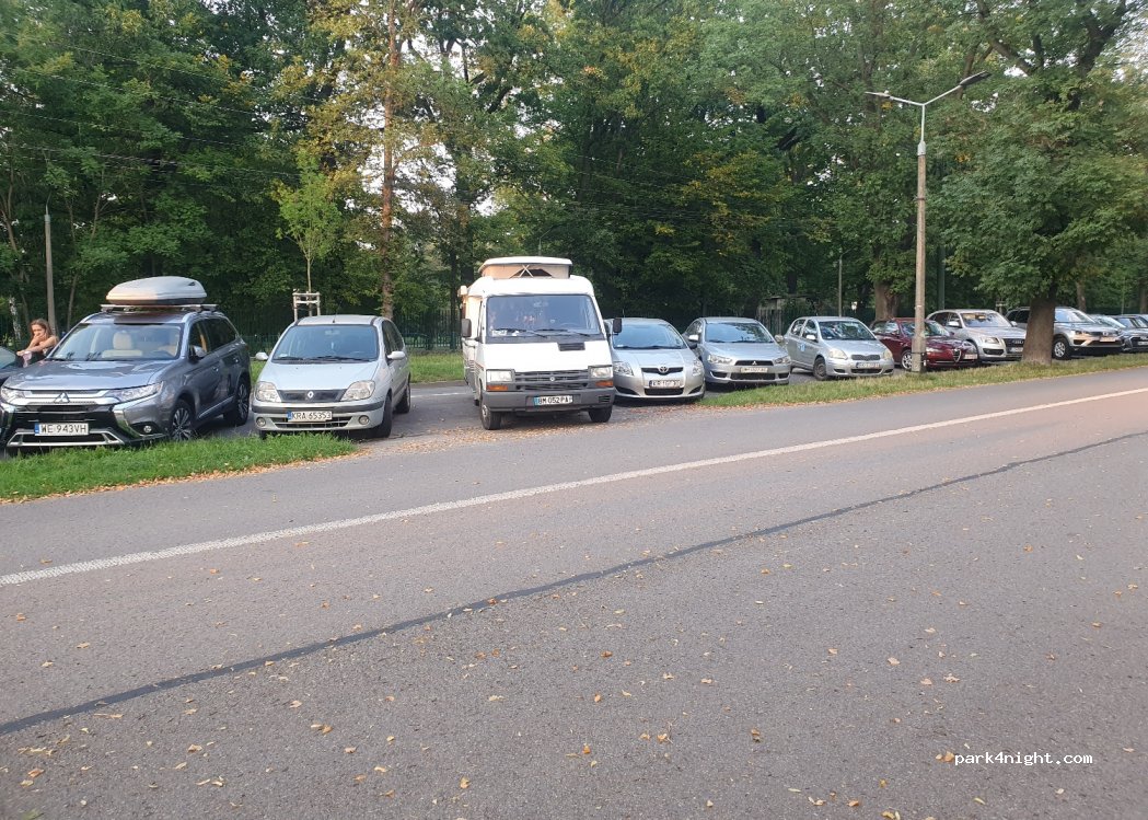 (33-332) Kraków - aleja 3 Maja — foto