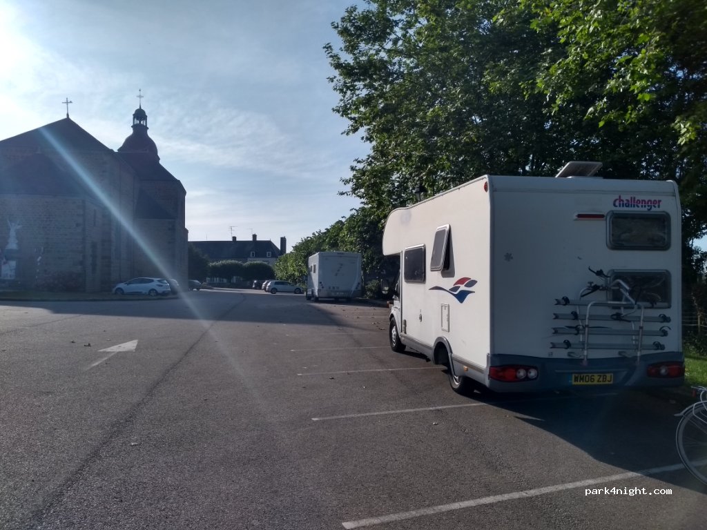 (61320) Carrouges - 10bis Avenue du Mal Leclerc — foto