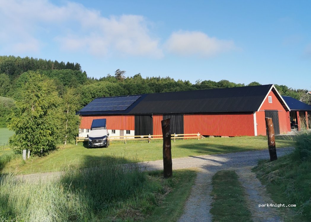 (457 56) Rabbalshede - 4 TRÄTTELANDA — foto 3