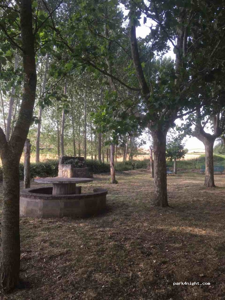 (09410) Peñaranda de Duero - 67 Diseminado Diseminados — foto
