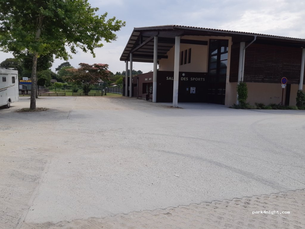 (40660) Messanges - 11 Route des Lacs — foto