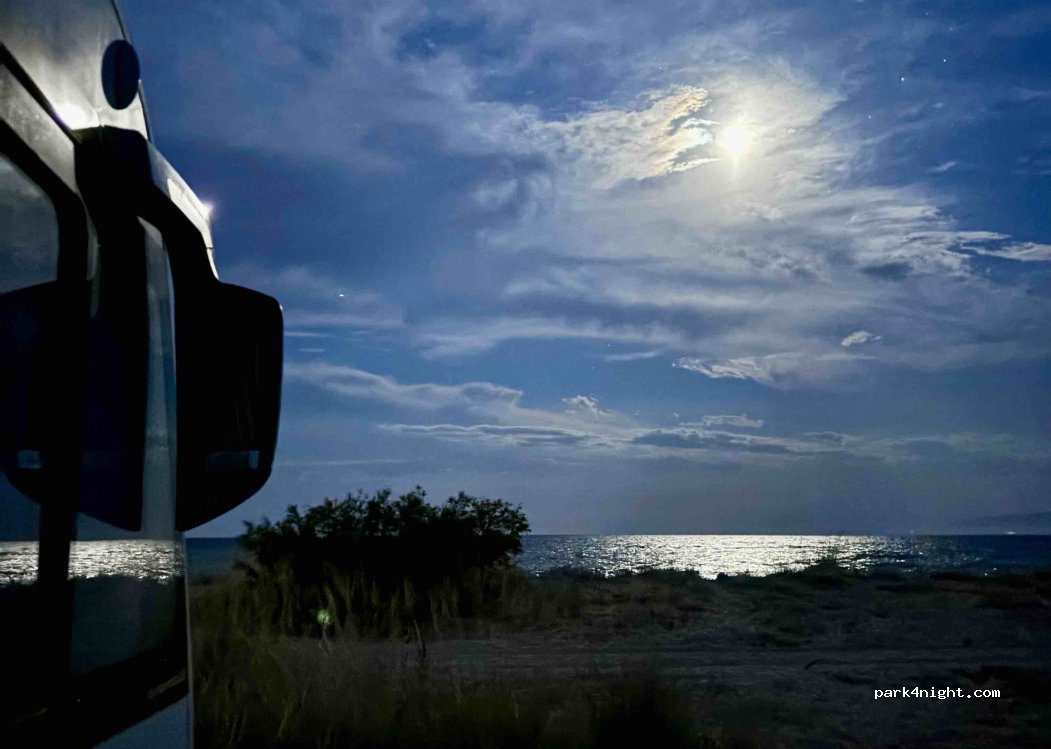 (575 00) Epanomi - Unnamed Road — foto 4