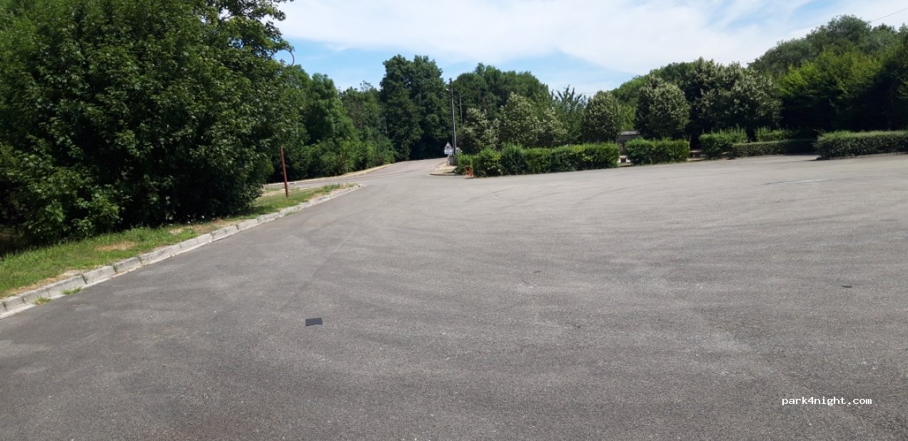 (52190) Villegusien-le-Lac - 11 Rue de la Gare — foto 2