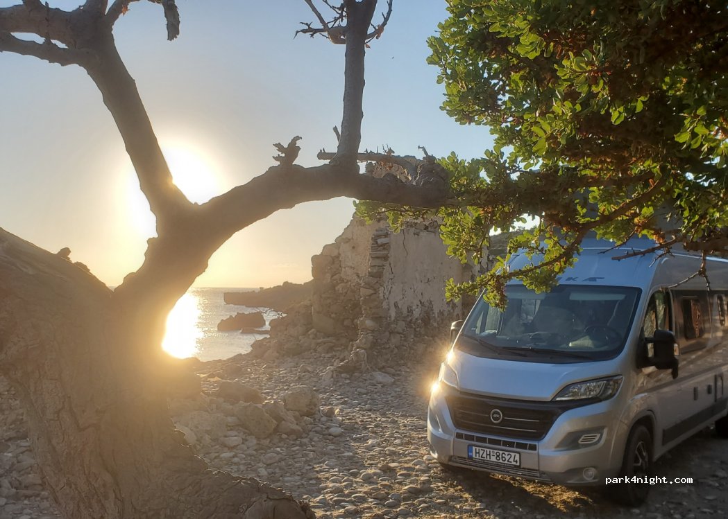(730 12) Kissamos - Unnamed Road — foto