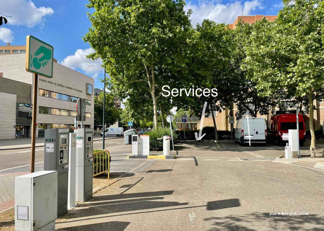Motorhome Parking Valladolid — foto 2