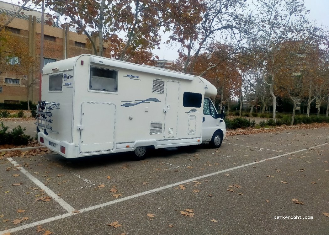 Motorhome Parking Valladolid — foto 3