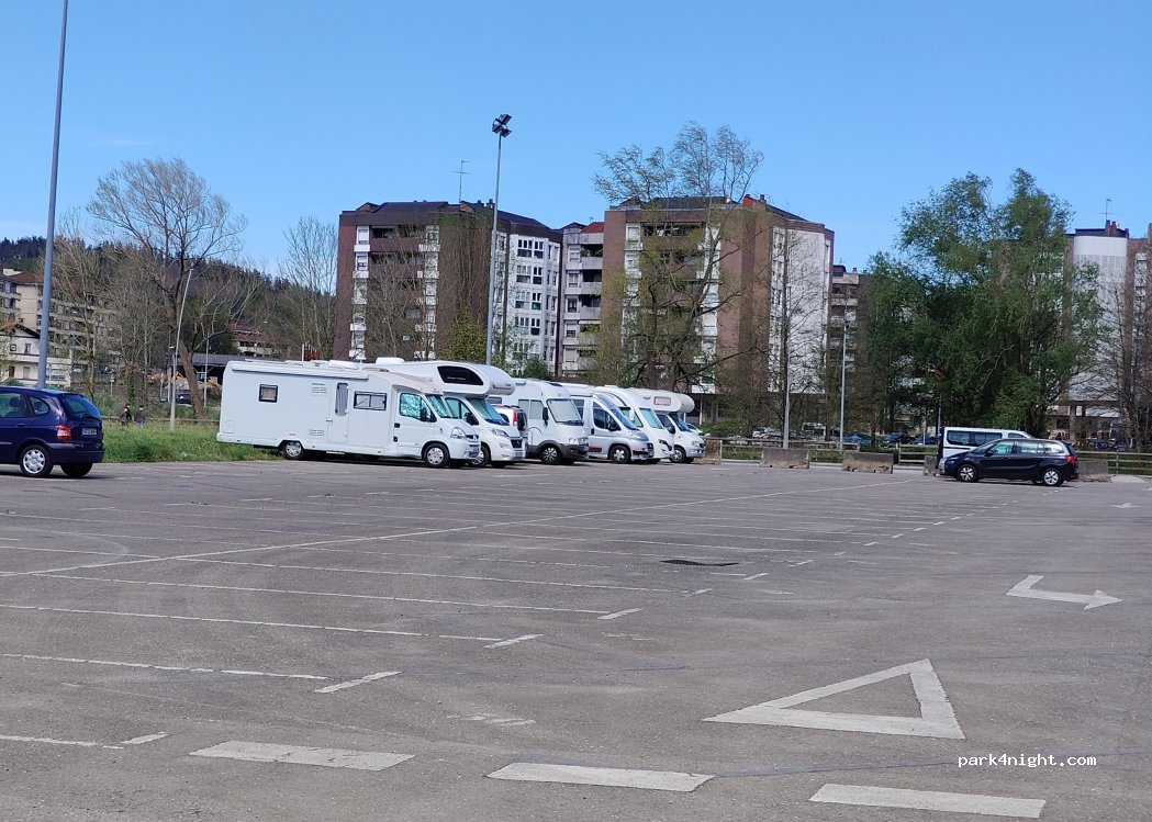 (48340) Amorebieta-Etxano - 11 Jauregibarria Auzoa — foto 4