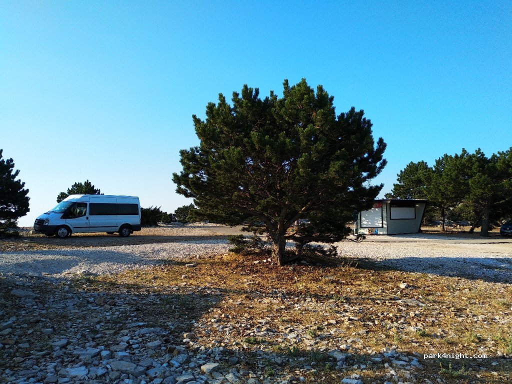 (21423) Dol - Unnamed Road — foto