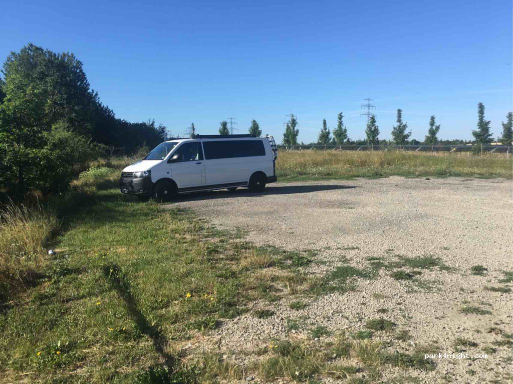 (99098) Erfurt - 10 Sömmerdaer Straße — foto 3