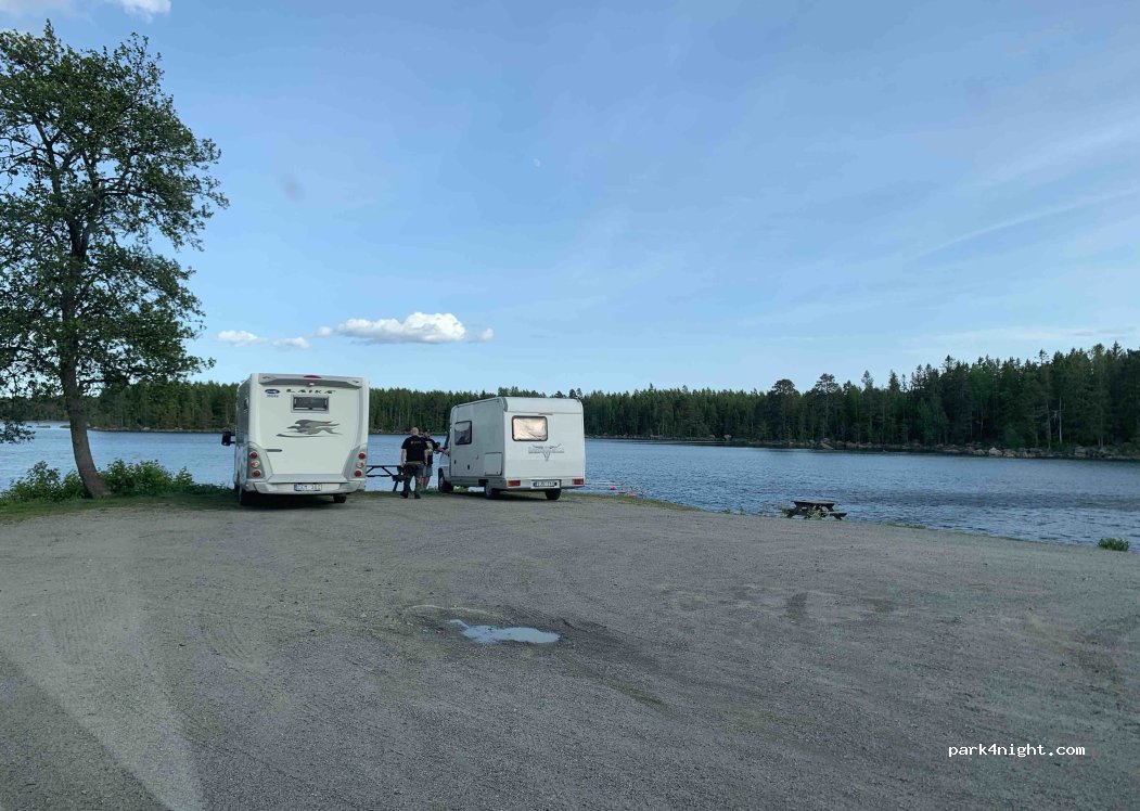 (825 96) Långvinds bruk - Unnamed road — foto 5