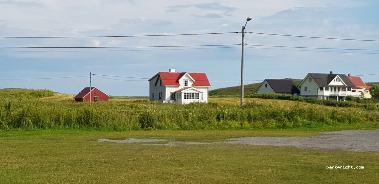 (8387) Fredvang - 3 Sekundær Fylkesveg 806 — foto