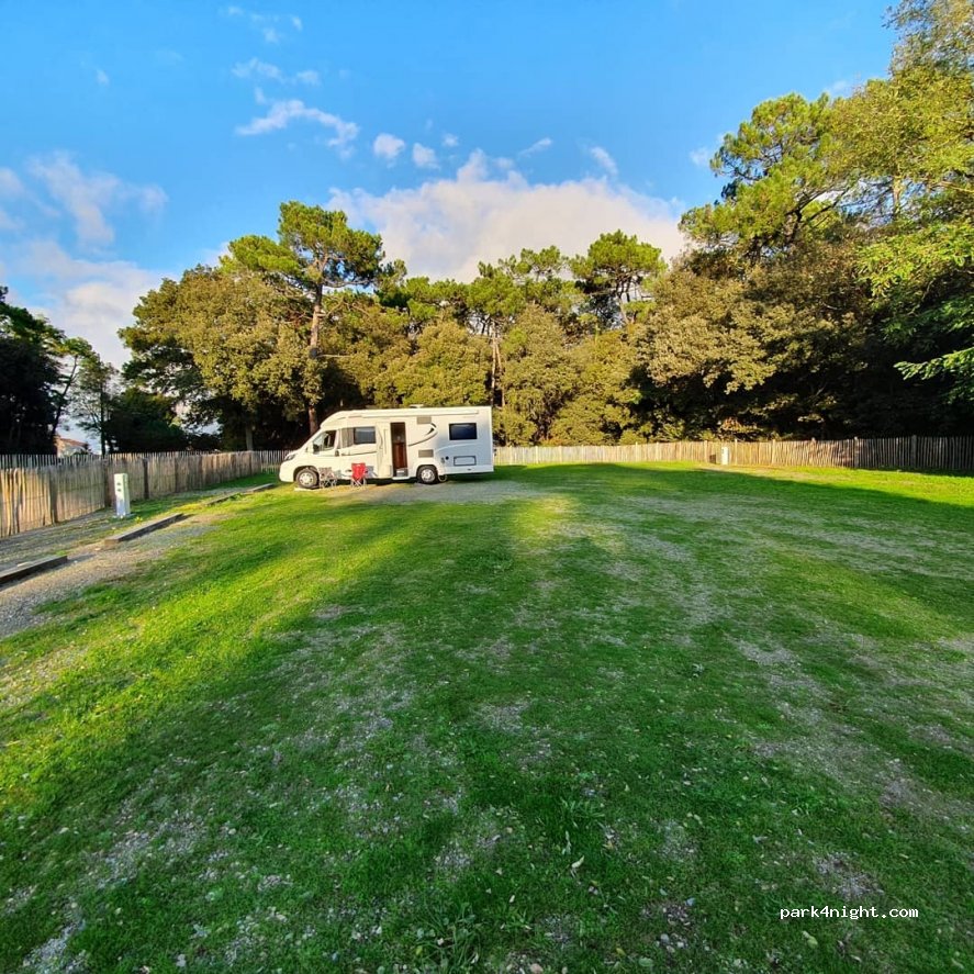 Aire de Longeville-sur-Mer, Le Bouil — foto