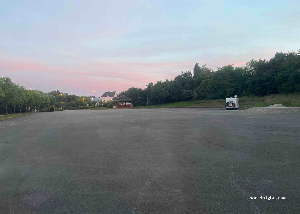 (56800) Ploërmel - 5 Boulevard des Trente — foto 3